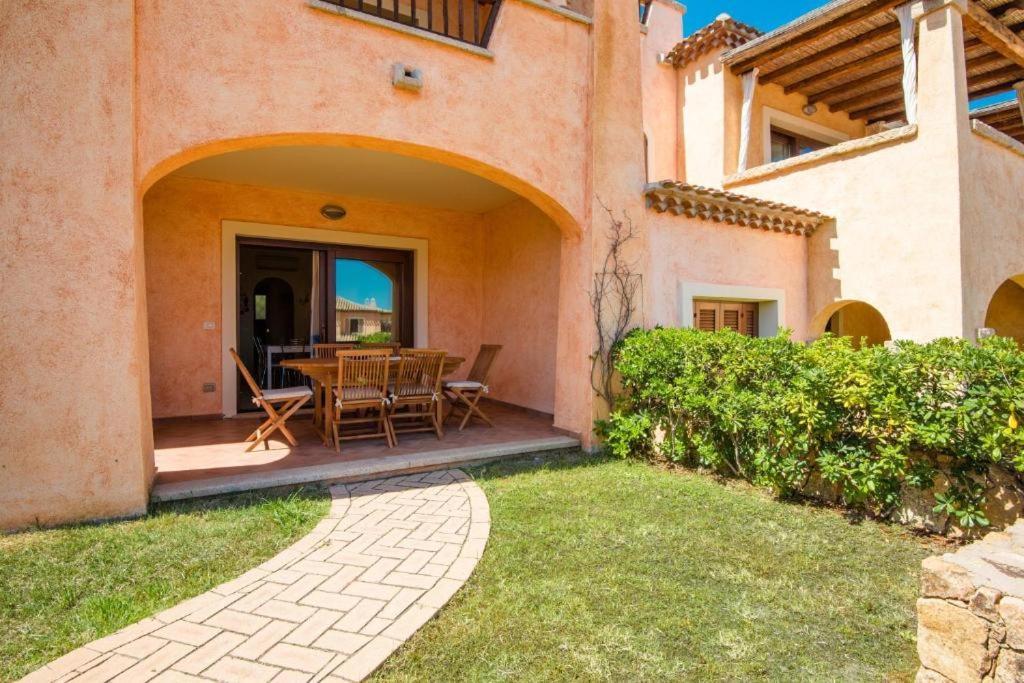 Le Perle Di Golfo Aranci Villa Buitenkant foto