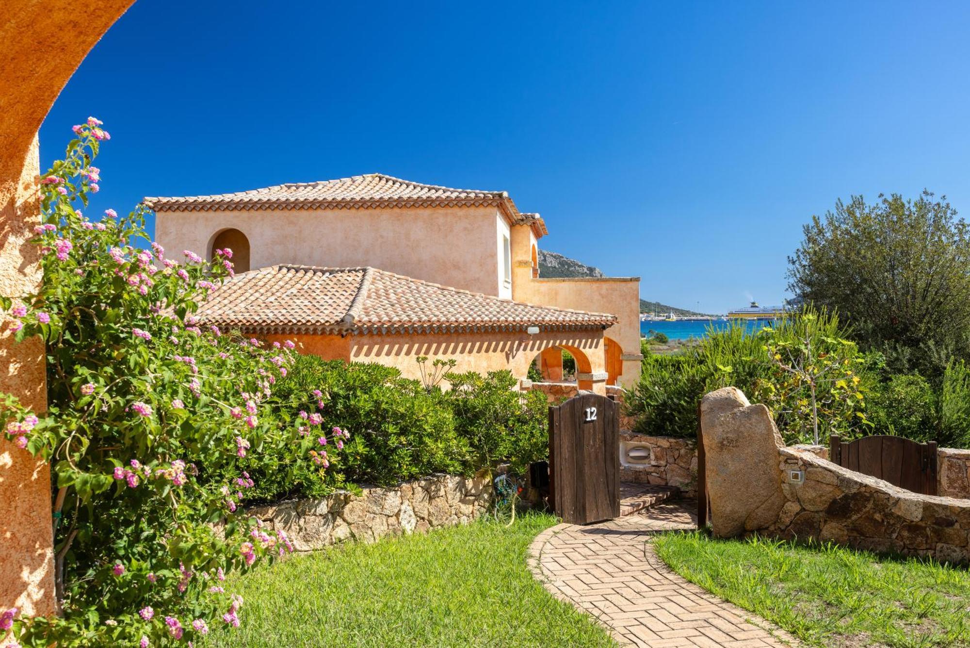 Le Perle Di Golfo Aranci Villa Buitenkant foto
